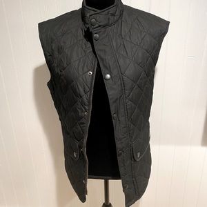 Barbour black vest